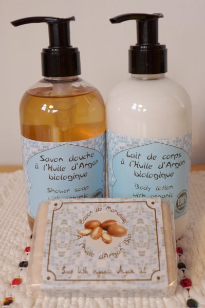 Savonnerie BleuJaune: Set Seife, Savon Douche & Lait pour le Corps (Bodylotion) 'Argan bio'